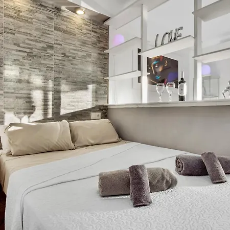 Apartment Salome De Steram Flats *